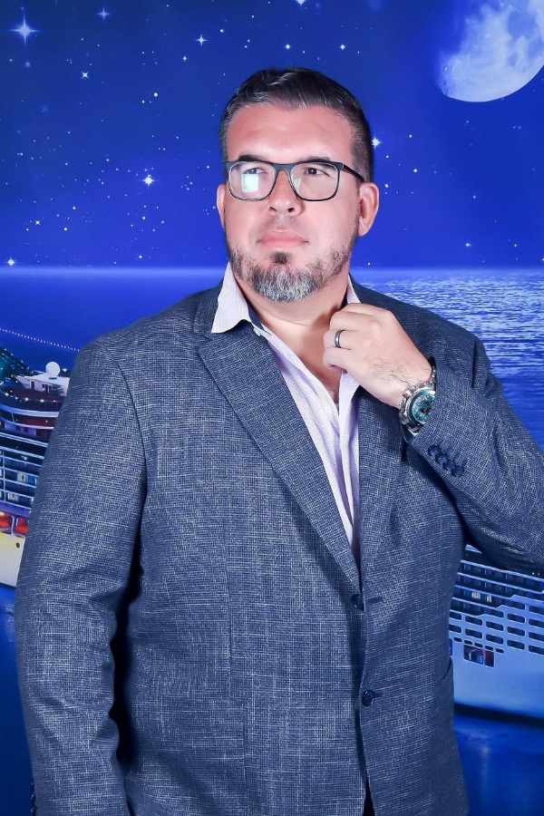 Cruise Brothers Travel Agent Carlos Beltran